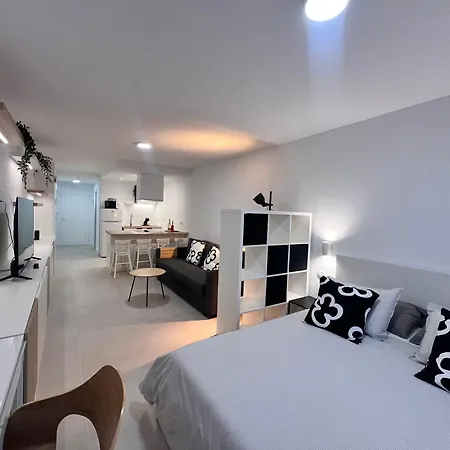 Sunny Apto Castle Harbour Appartement