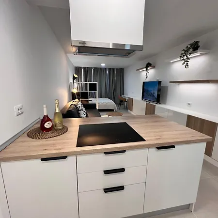 شقة Sunny Apto Castle Harbour لوس كريستيانوس