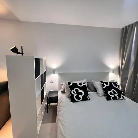 Sunny Apto Castle Harbour شقة