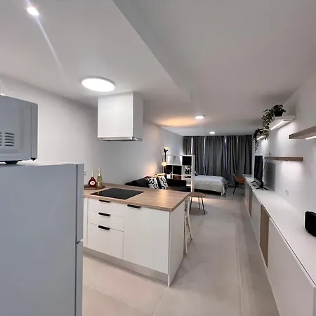 Sunny Apto Castle Harbour لوس كريستيانوس