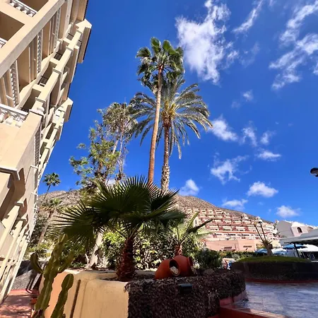 Sunny Apto Castle Harbour *