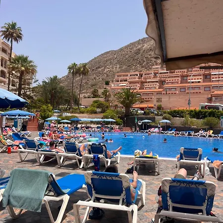 Sunny Apto Castle Harbour