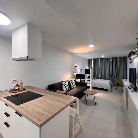 Sunny Apto Castle Harbour Апартаменты